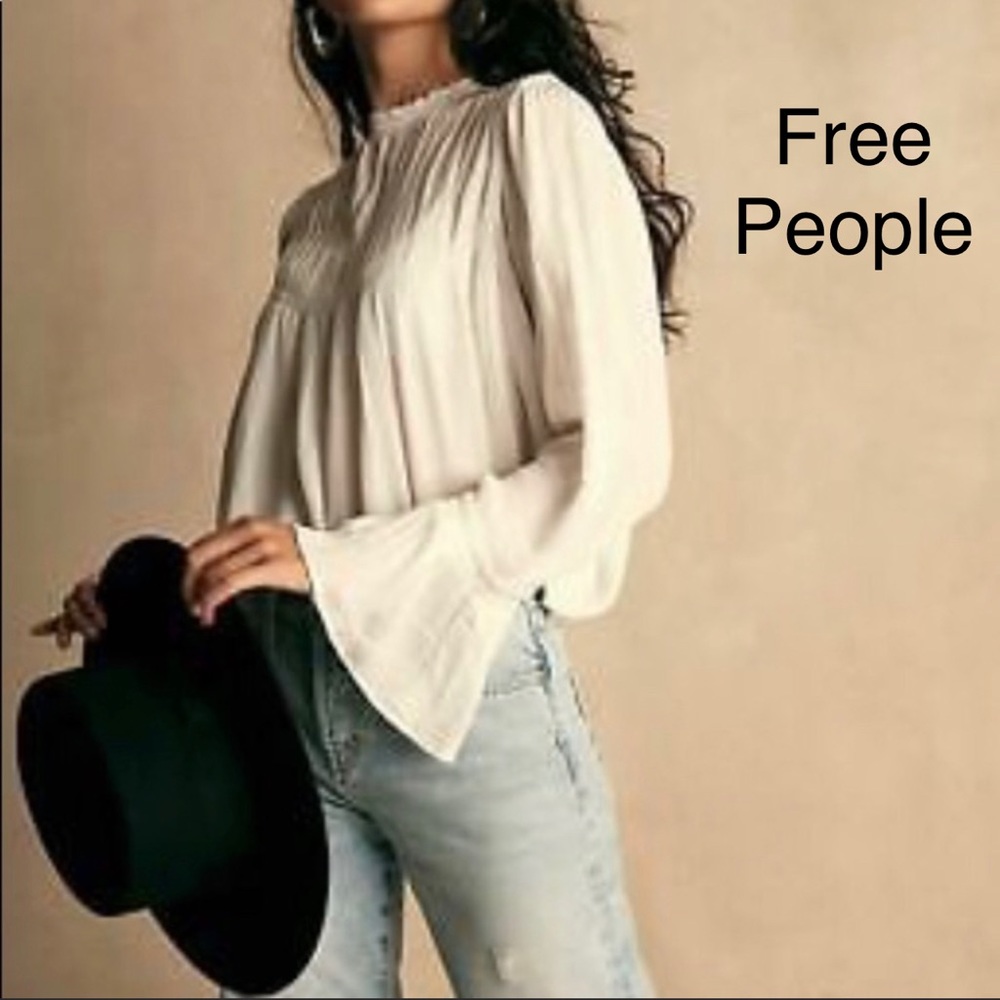 Free People Top NWT Kelsey White Size M Boho Super Versatile Shirred PERFECT😊 - Picture 2 of 16